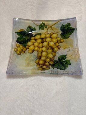 Decorative Glass Plate with Yellow Grape Design